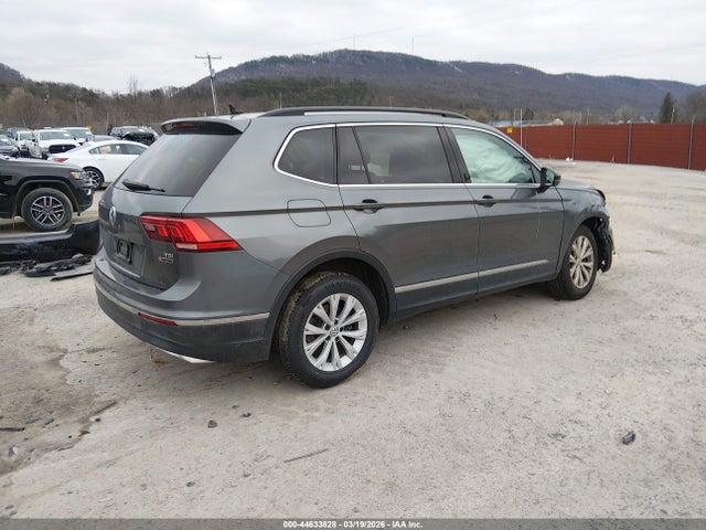 44633828 :رقم المزاد ، 3VV2B7AX4JM036264 vin ، 2018 Volkswagen Tiguan 2.0t Se/2.0t Sel مزاد بيع