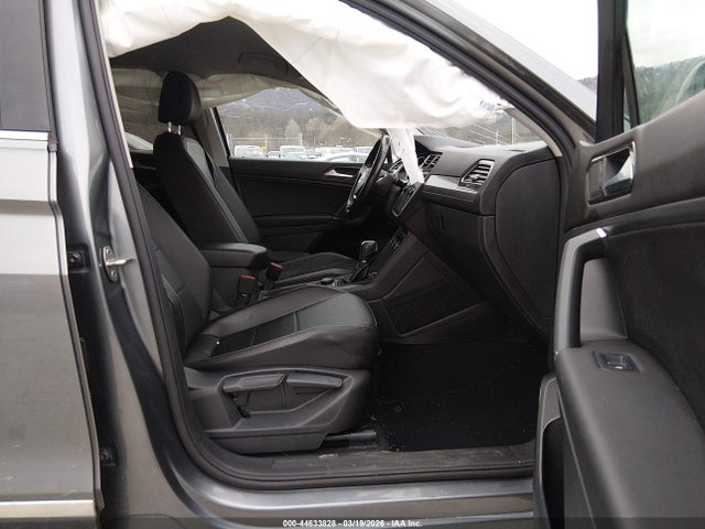 44633828 :رقم المزاد ، 3VV2B7AX4JM036264 vin ، 2018 Volkswagen Tiguan 2.0t Se/2.0t Sel مزاد بيع