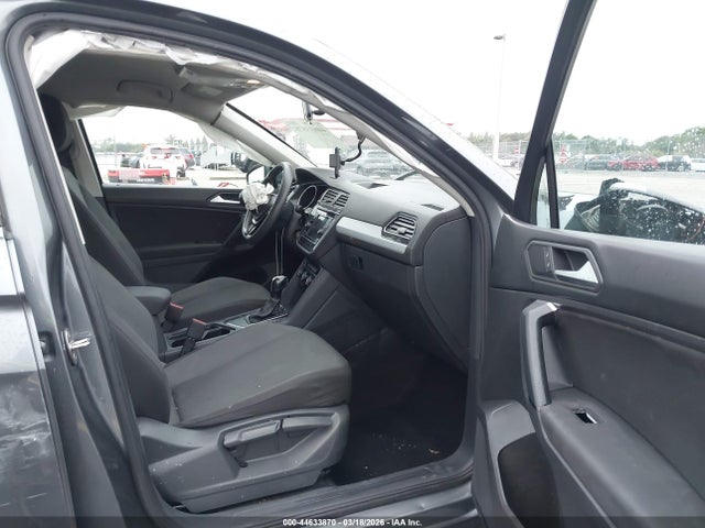 Продажа на аукционе авто 2019 Volkswagen Tiguan 2.0t S, vin: 3VV1B7AX0KM121194, номер лота: 44633870