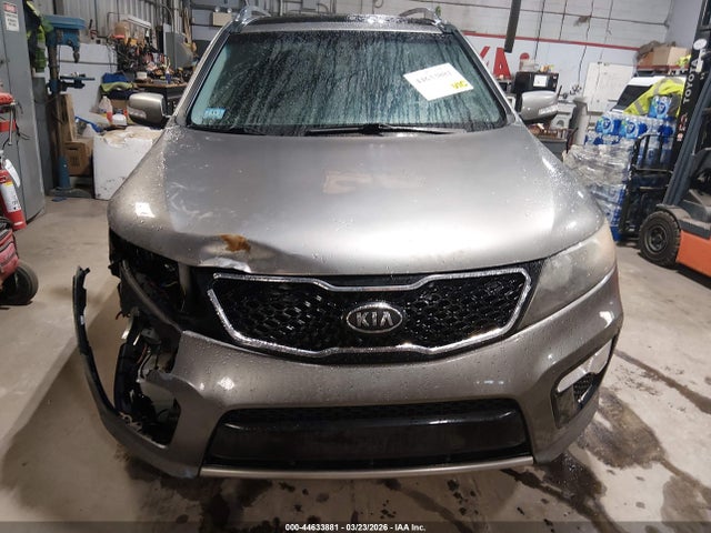 2012 Kia Sorento Sx V6 მანქანა იყიდება აუქციონზე, vin: 5XYKWDA21CG253602, აუქციონის ნომერი: 44633881