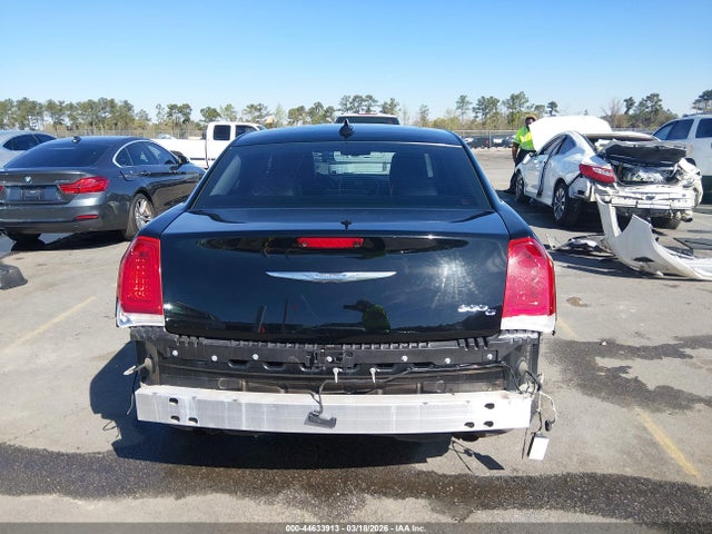 44633913 :رقم المزاد ، 2C3CCAEG7HH590791 vin ، 2017 Chrysler 300c مزاد بيع