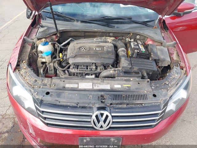 Aukcja sprzedaży 2015 Volkswagen Passat 1.8t Se, vin: 1VWBT7A39FC014680, numer aukcji: 44633943