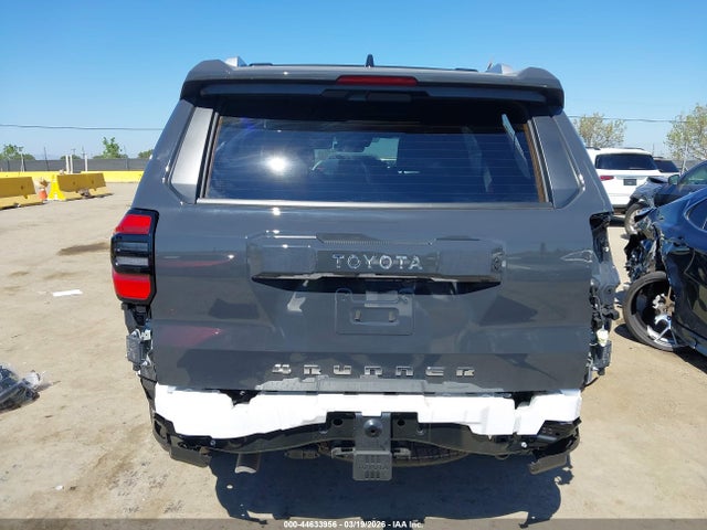 Toyota 4runner Limited 2026 JTEVA5BR0T5088109 Image 17
