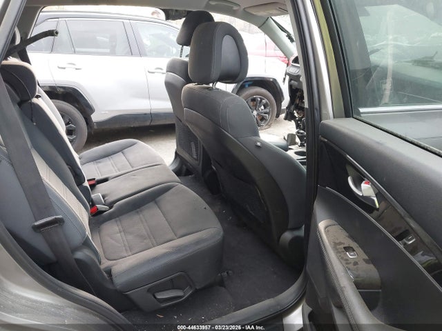 Продаж на аукціоні авто 2016 Kia Sorento 3.3l Lx, vin: 5XYPG4A56GG072370, номер лоту: 44633957