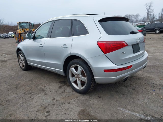 2012 AUDI Q5 WA1LFAFP2CA120087 Photo 2