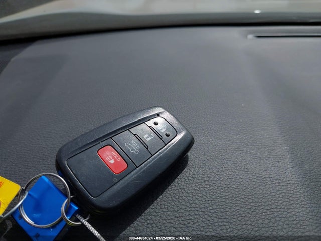 44634024 :رقم المزاد ، 2T3P1RFV6NW259680 vin ، 2022 Toyota Rav4 Xle مزاد بيع
