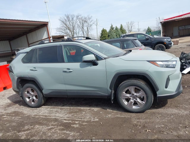 44634024 :رقم المزاد ، 2T3P1RFV6NW259680 vin ، 2022 Toyota Rav4 Xle مزاد بيع