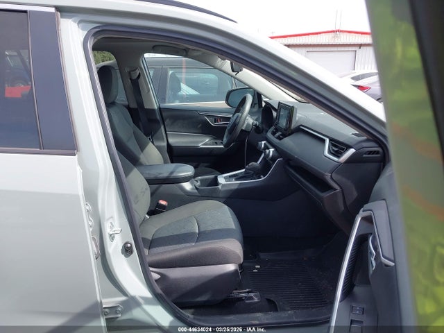 44634024 :رقم المزاد ، 2T3P1RFV6NW259680 vin ، 2022 Toyota Rav4 Xle مزاد بيع