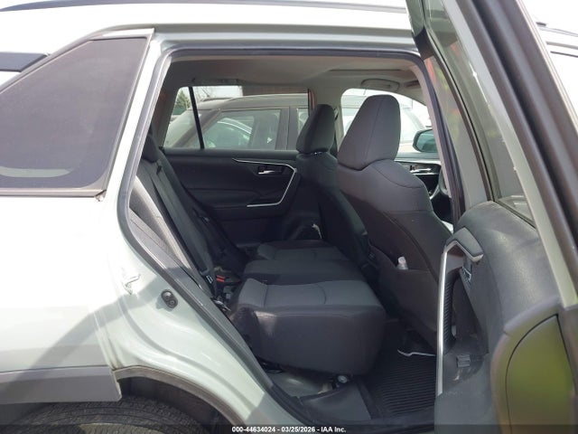 44634024 :رقم المزاد ، 2T3P1RFV6NW259680 vin ، 2022 Toyota Rav4 Xle مزاد بيع