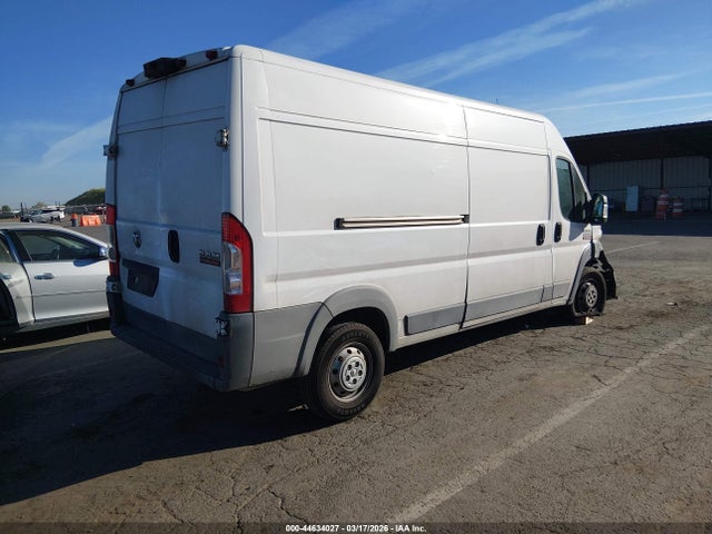 3C6TRVDG3JE107213 RAM Promaster 2500 High Roof 159 Wb