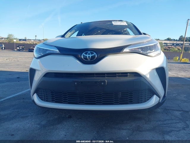 JTNKHMBXXM1114098 Toyota C-HR LE