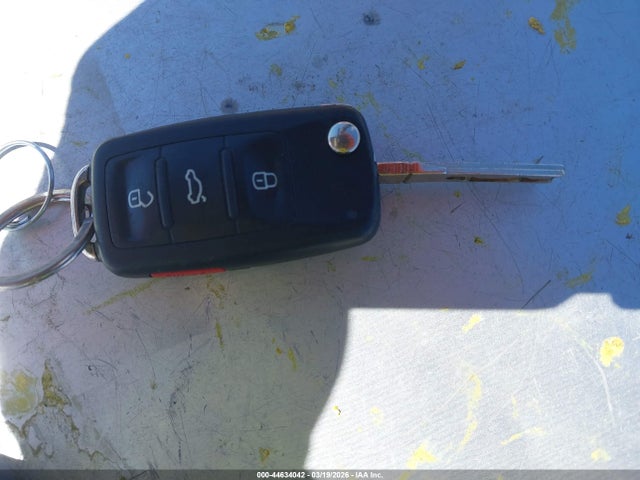 44634042 :رقم المزاد ، 3VW4A7AJXDM211771 vin ، 2013 Volkswagen Jetta Gli مزاد بيع