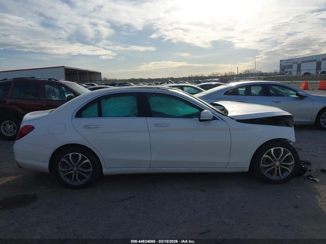 2015 Mercedes-benz C 300 მანქანა იყიდება აუქციონზე, vin: 55SWF4JB6FU052449, აუქციონის ნომერი: 44634060