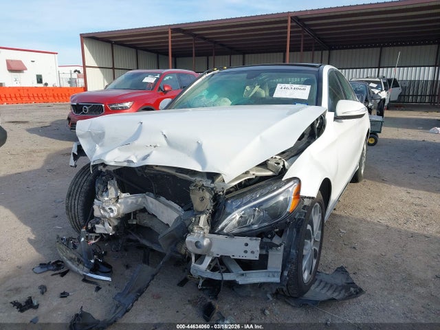 2015 Mercedes-benz C 300 მანქანა იყიდება აუქციონზე, vin: 55SWF4JB6FU052449, აუქციონის ნომერი: 44634060