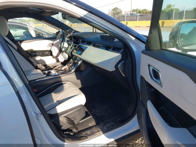 2018 LAND ROVER RANGE ROVER VELAR SALYB2RX3JA705470 Photo 4