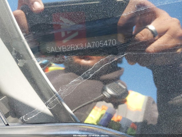 2018 LAND ROVER RANGE ROVER VELAR SALYB2RX3JA705470 Photo 8