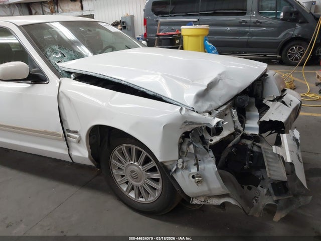 2010 Mercury Grand Marquis Ls (fleet Only) მანქანა იყიდება აუქციონზე, vin: 2MEBM7FV1AX603209, აუქციონის ნომერი: 44634079