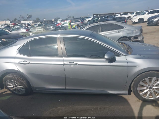 Toyota CAMRY LE 2020 4T1C11AK7LU971747 Image 12