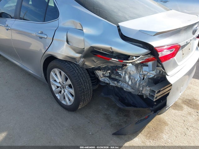 Toyota CAMRY LE 2020 4T1C11AK7LU971747 Image 6