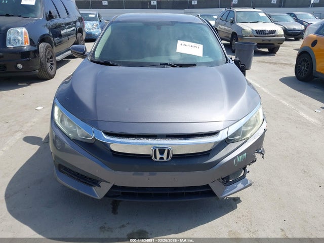 Honda Civic Lx 2018 2HGFC2F51JH501770 Image 12