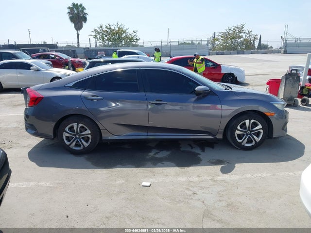 Honda Civic Lx 2018 2HGFC2F51JH501770 Image 13