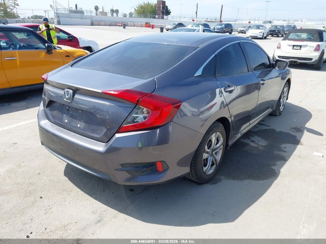 Honda Civic Lx 2018 2HGFC2F51JH501770 Image 4