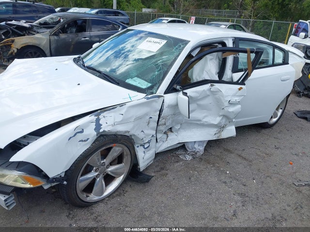 Продажа на аукционе авто 2014 Dodge Charger Sxt Plus, vin: 2C3CDXHG9EH145153, номер лота: 44634092