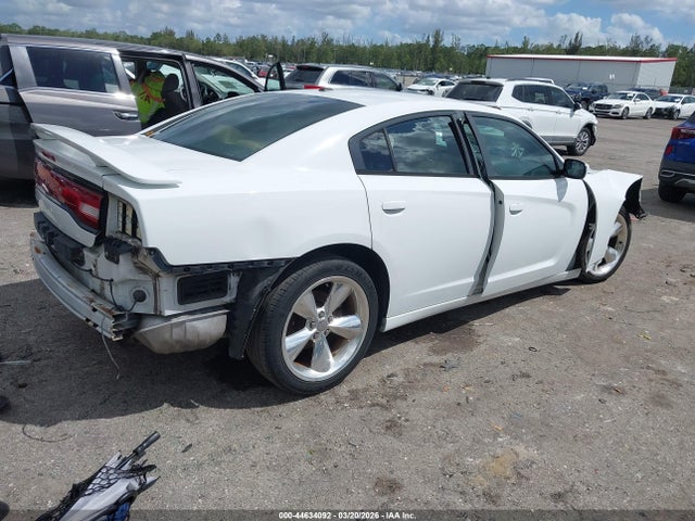 Продажа на аукционе авто 2014 Dodge Charger Sxt Plus, vin: 2C3CDXHG9EH145153, номер лота: 44634092
