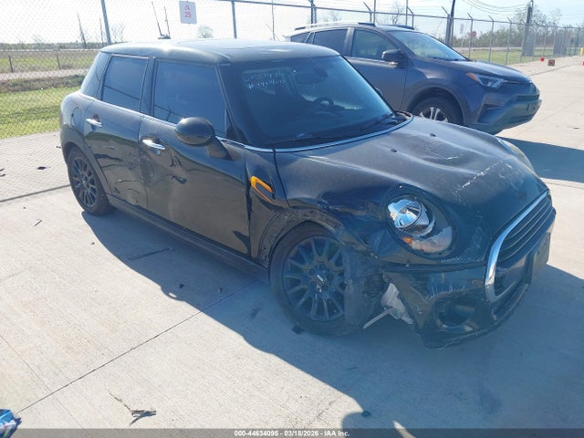 2016 MINI HARDTOP WMWXU1C57G2D11455