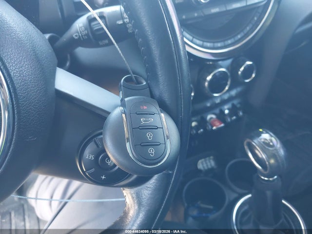 2016 MINI HARDTOP WMWXU1C57G2D11455 Photo 10