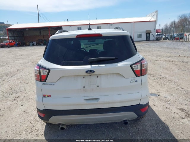 Ford ESCAPE SE 2018 1FMCU9G98JUB49322 Image 16