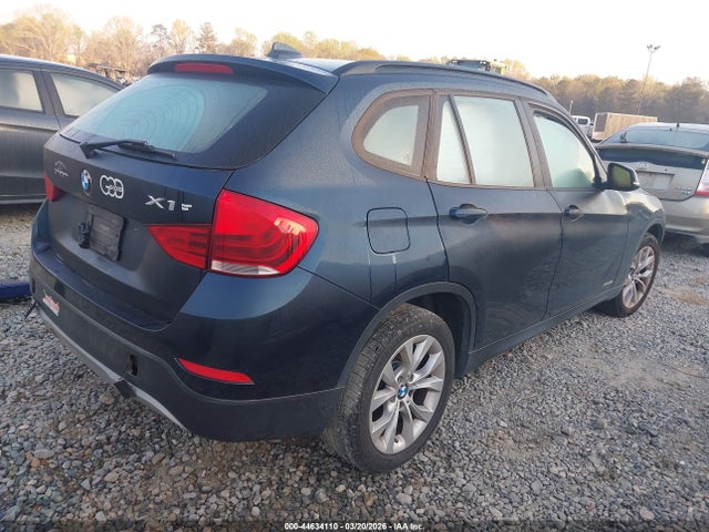 2014 BMW X1 WBAVL1C59EVY23818 Photo 3