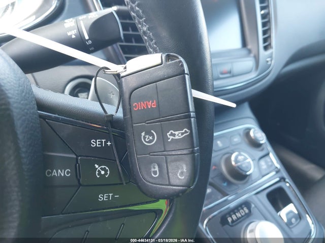 2015 Chrysler 200 S მანქანა იყიდება აუქციონზე, vin: 1C3CCCDG4FN615650, აუქციონის ნომერი: 44634131