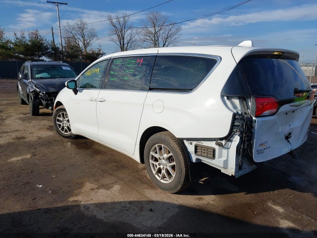 2017 Chrysler Pacifica Lx მანქანა იყიდება აუქციონზე, vin: 2C4RC1CG9HR518140, აუქციონის ნომერი: 44634148