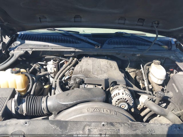 44634200 :رقم المزاد ، 3GKGK26G05G221629 vin ، 2005 Gmc Yukon Xl 2500 Slt مزاد بيع