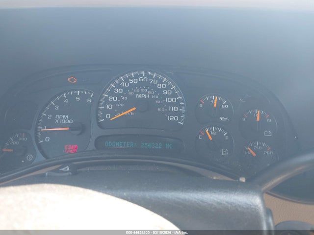 44634200 :رقم المزاد ، 3GKGK26G05G221629 vin ، 2005 Gmc Yukon Xl 2500 Slt مزاد بيع