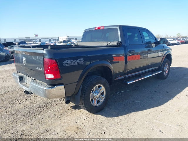 44634214 :رقم المزاد ، 3C6UR5CL8JG222994 vin ، 2018 Ram 2500 مزاد بيع