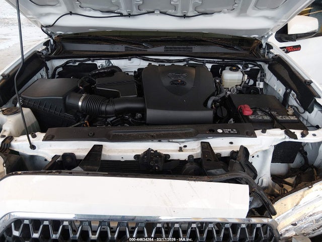 3TMCZ5AN8KM252542 Toyota Tacoma Trd Off Road