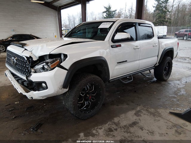 3TMCZ5AN8KM252542 Toyota Tacoma Trd Off Road