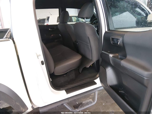 3TMCZ5AN8KM252542 Toyota Tacoma Trd Off Road