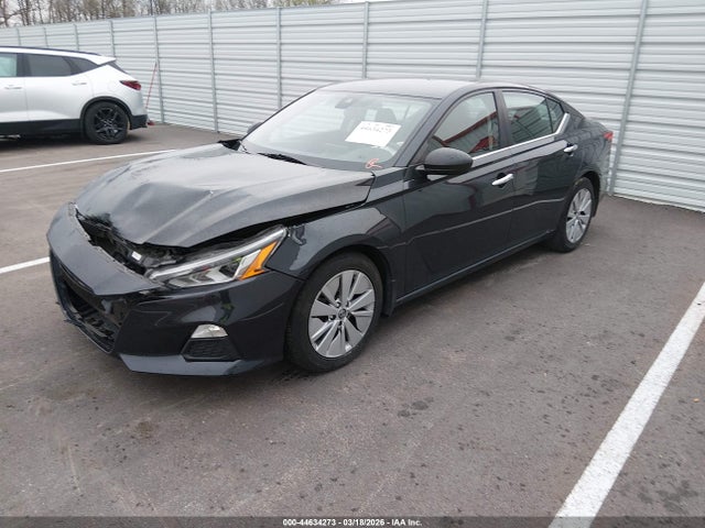44634273 :رقم المزاد ، 1N4BL4DV6MN418090 vin ، 2021 Nissan Altima Sv Fwd مزاد بيع