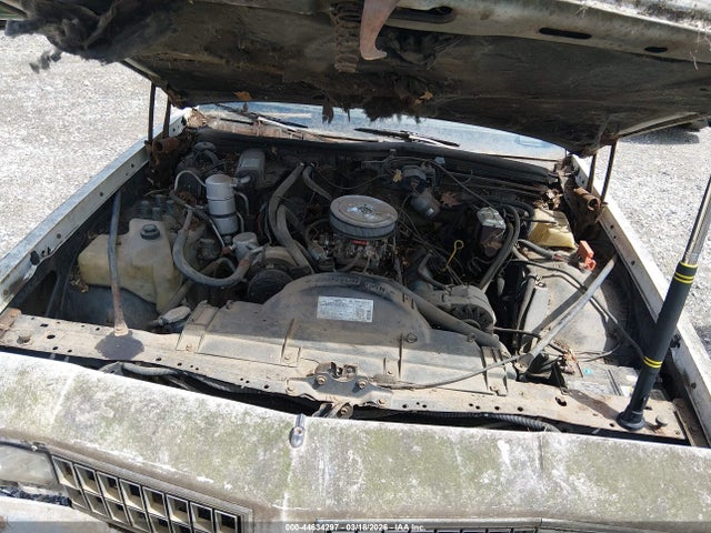 44634297 :رقم المزاد ، 163AP35N78X119311 vin ، 1981 Oldsmobile Custom Crusier مزاد بيع