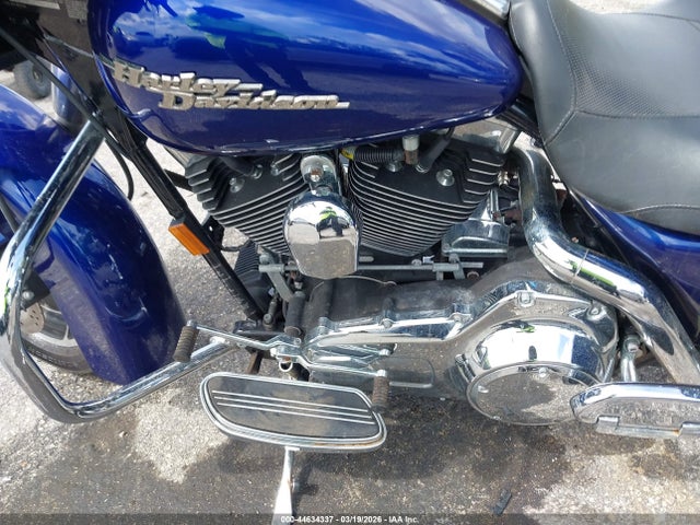 2007 HARLEY-DAVIDSON FLHX 1HD1KB4157Y645895 Photo 8