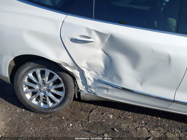 44634373 :رقم المزاد ، 5GAERBKW5LJ315949 vin ، 2020 Buick Enclave Essence مزاد بيع