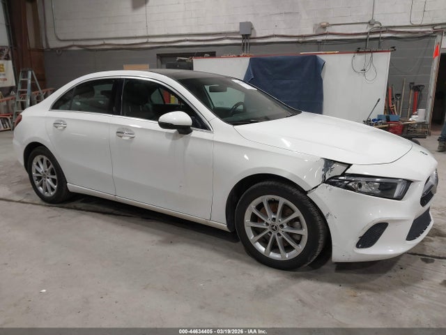 2019 MERCEDES-BENZ A 220 WDD3G4FB7KW026822
