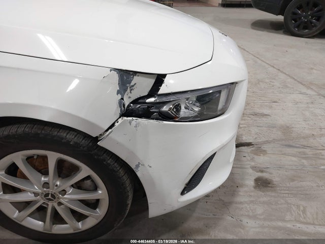 2019 MERCEDES-BENZ A 220 WDD3G4FB7KW026822 Photo 5