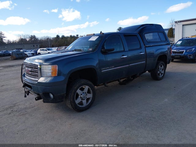 44634443 :رقم المزاد ، 1GT125C89BF208102 vin ، 2011 Gmc Sierra 2500hd Denali مزاد بيع