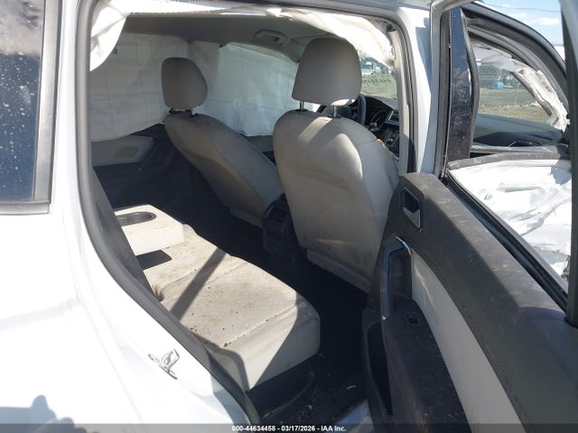 44634458 :رقم المزاد ، 3VV0B7AX7JM123616 vin ، 2018 Volkswagen Tiguan 2.0t S مزاد بيع