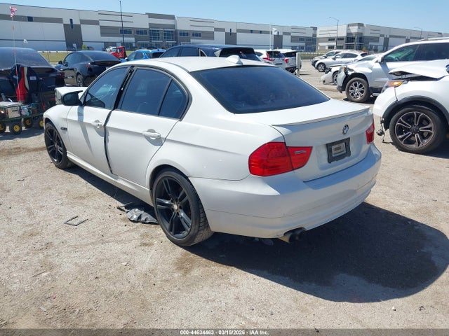 2010 Bmw 328i მანქანა იყიდება აუქციონზე, vin: WBAPH7G52ANM50428, აუქციონის ნომერი: 44634463