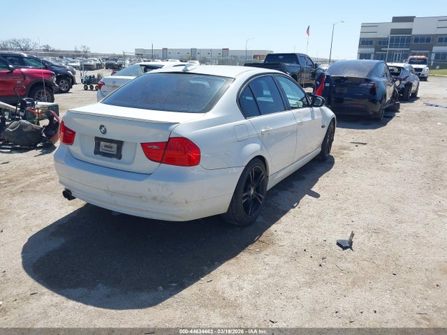 2010 Bmw 328i მანქანა იყიდება აუქციონზე, vin: WBAPH7G52ANM50428, აუქციონის ნომერი: 44634463